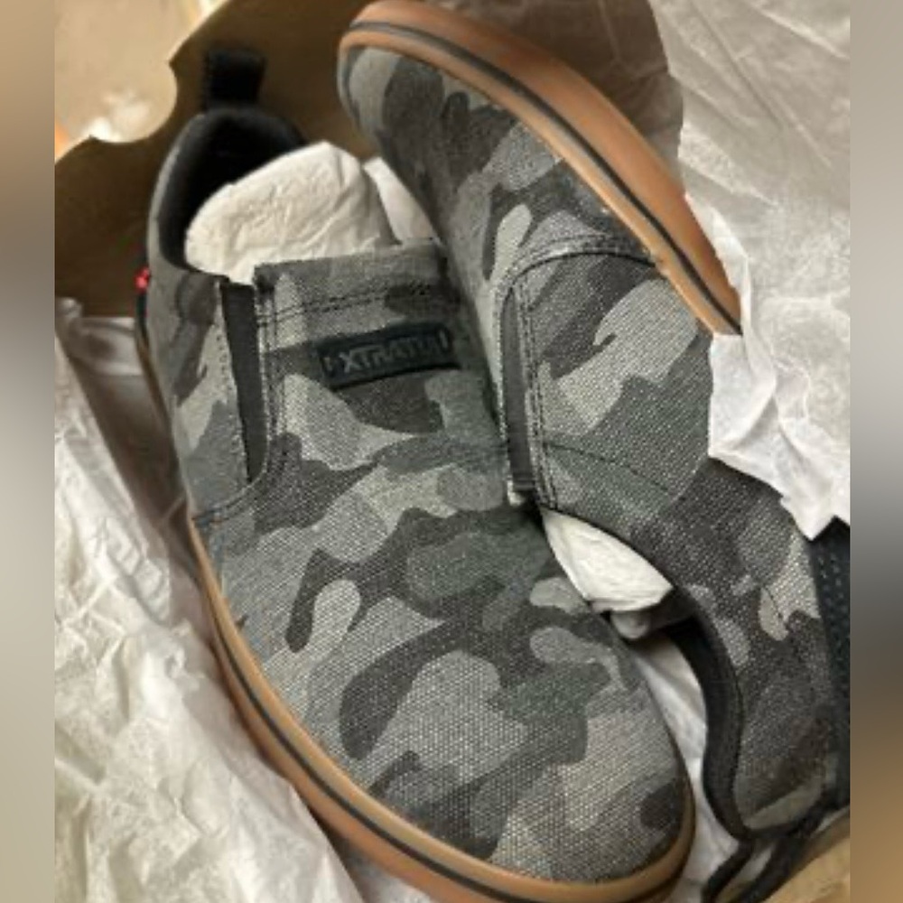 Men's Xtratuf Canvas Sharkbyte Shoes Size 9.5 - Picture 3 of 6